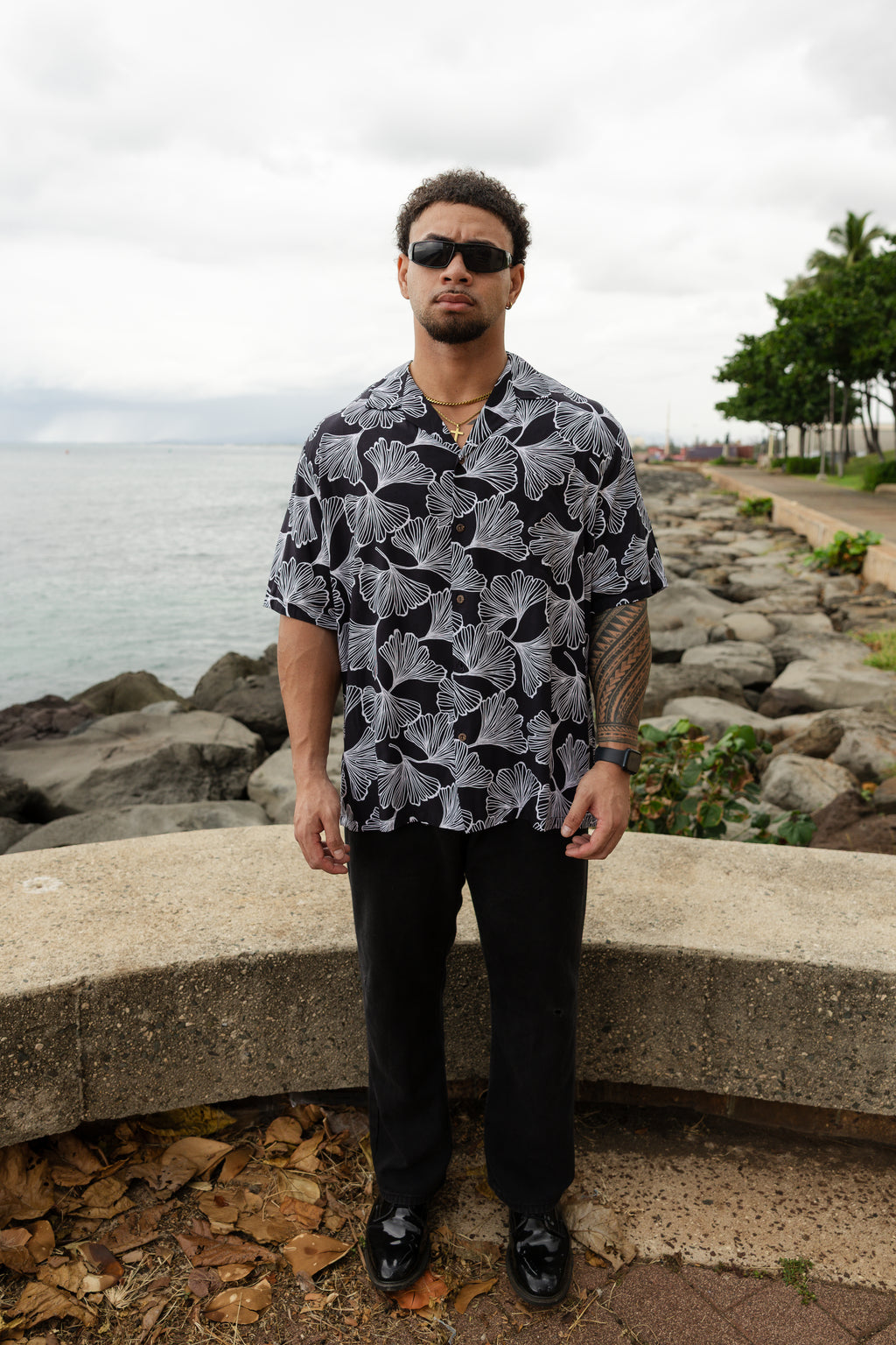 Iwa Iwa Mens Aloha Shirt