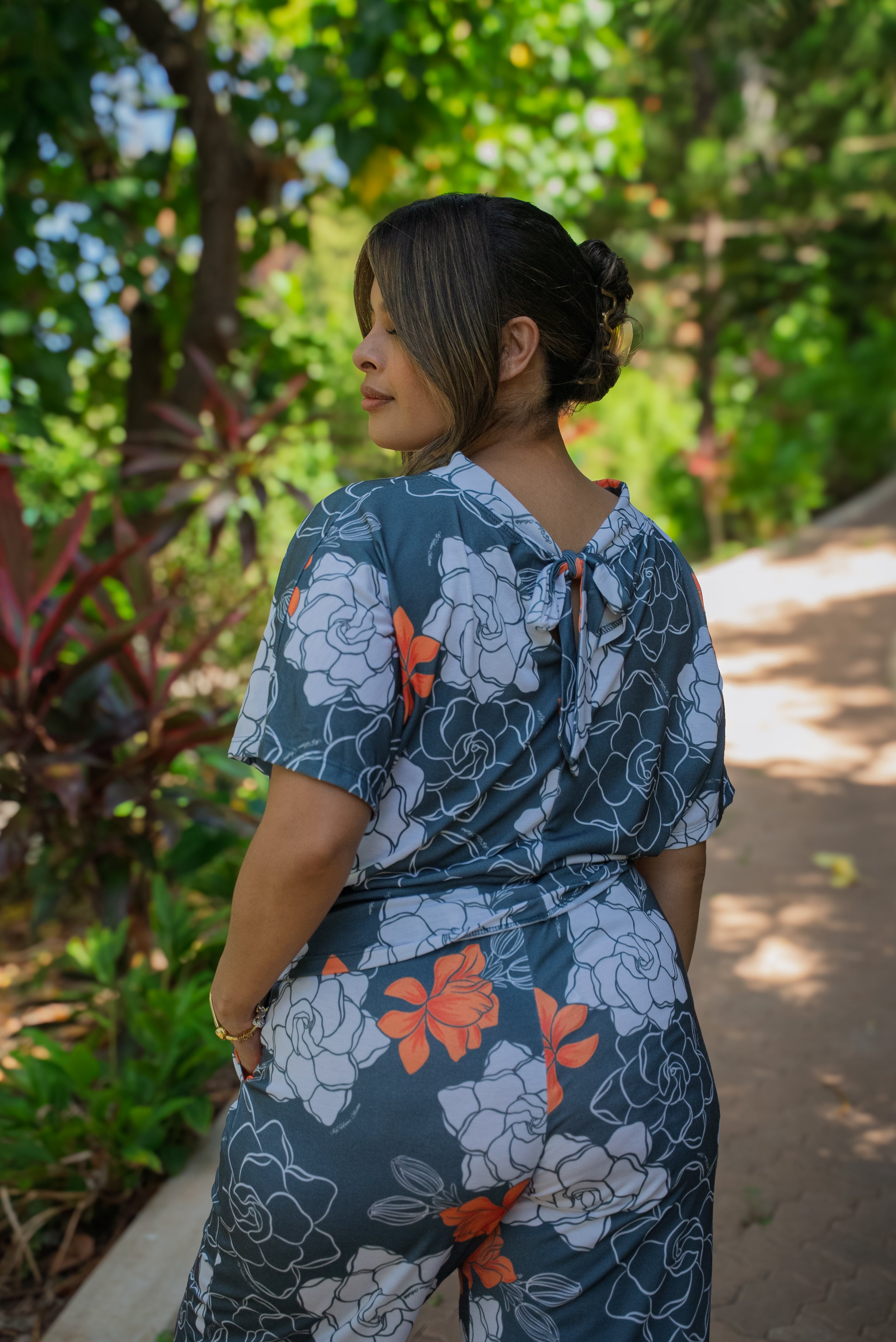 Pua Kiele Neck Tie Blouse